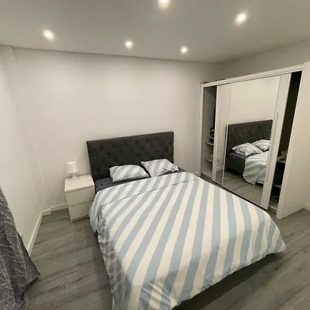 Modern Near To The In Apartamento Costa da Caparica